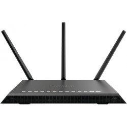 Netgear AC1900 Nighthawk wireless router Dual-band (2.4 GHz / 5 GHz) Gigabit Ethernet Black